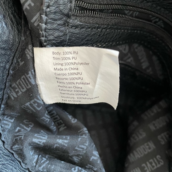 Steve Madden Faux Pebbled Leather Oversized Large Messanger Bag - Picture 11 of 12